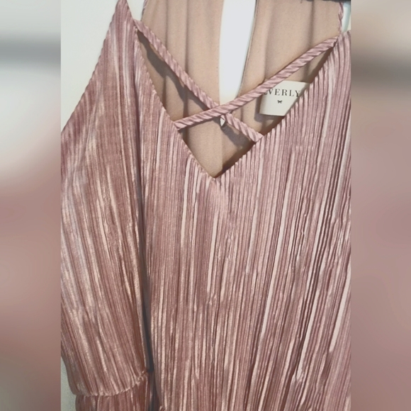 Pink Everly Midi-Dress, Small - Picture 2 of 7